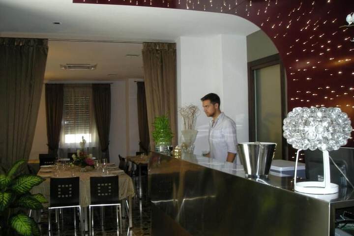 Dining 23 of 60