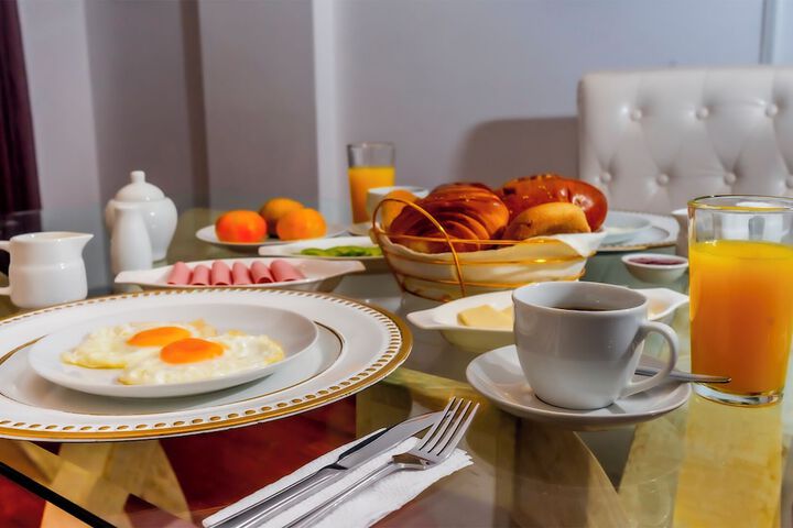 Breakfast/Coffee Service 42 of 50