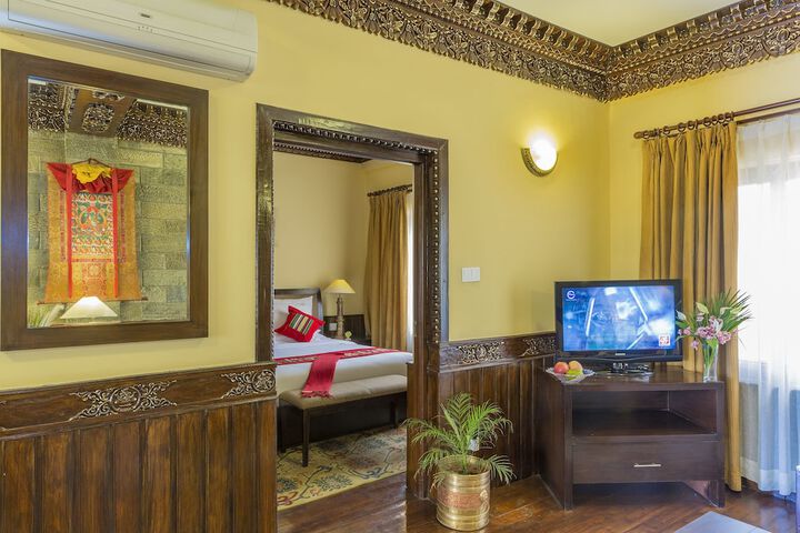 Room 10 of 34