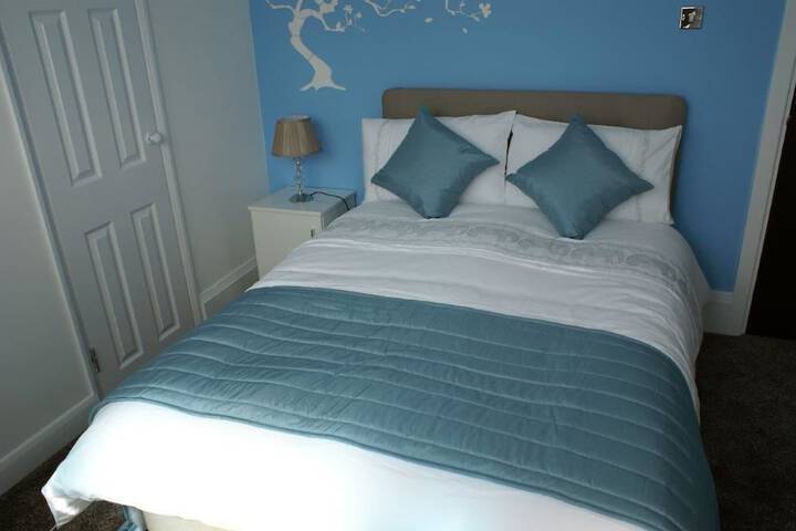 Room 7 of 73