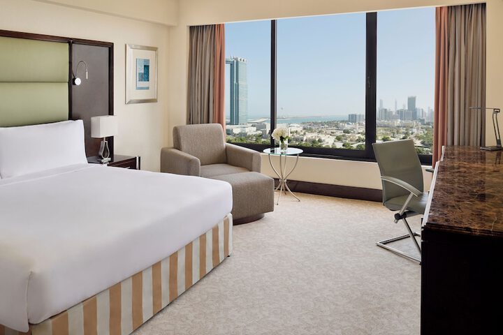Room 21 of 168