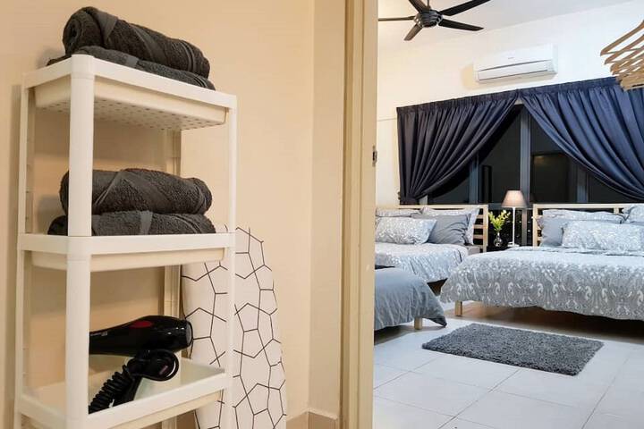 Room 9 of 43