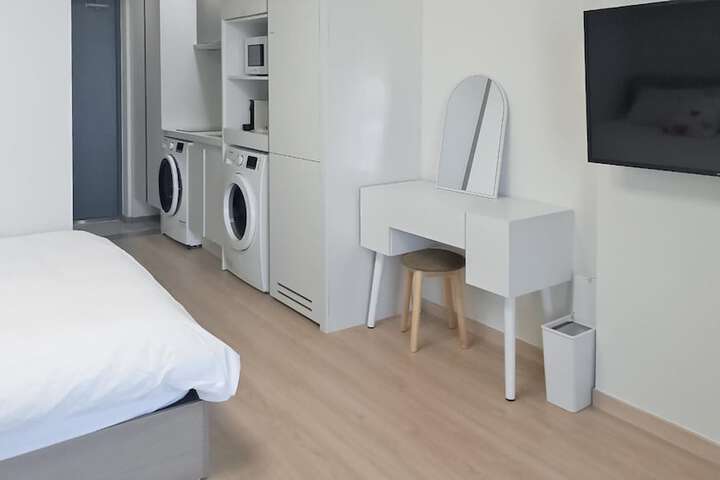 Room 46 of 640