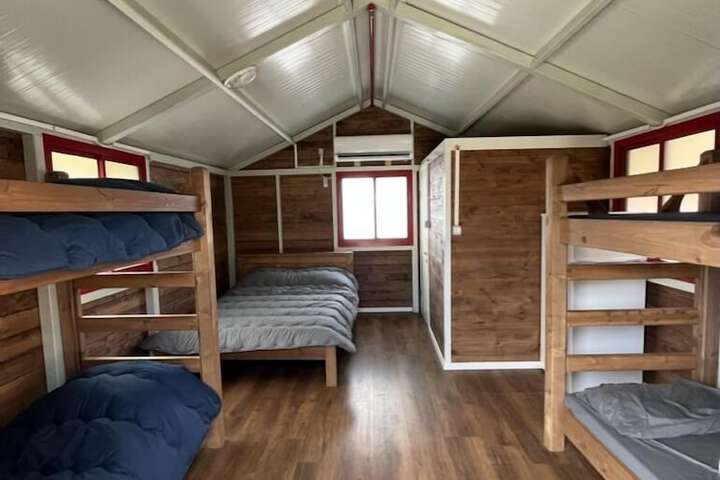 Room 2 of 22