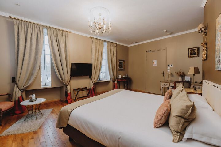 Room 15 of 70