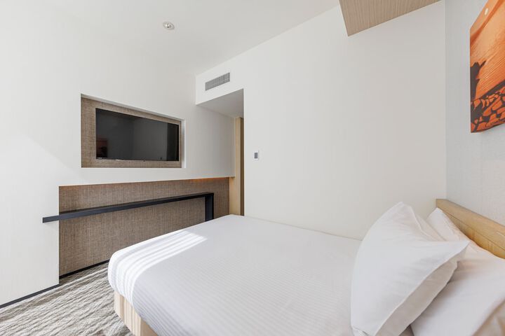 Room 48 of 121