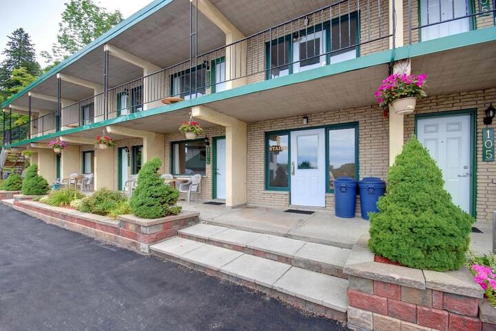 Hotel 18 of 21