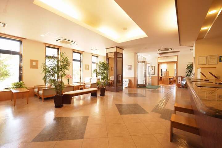 Entrance & Lobby