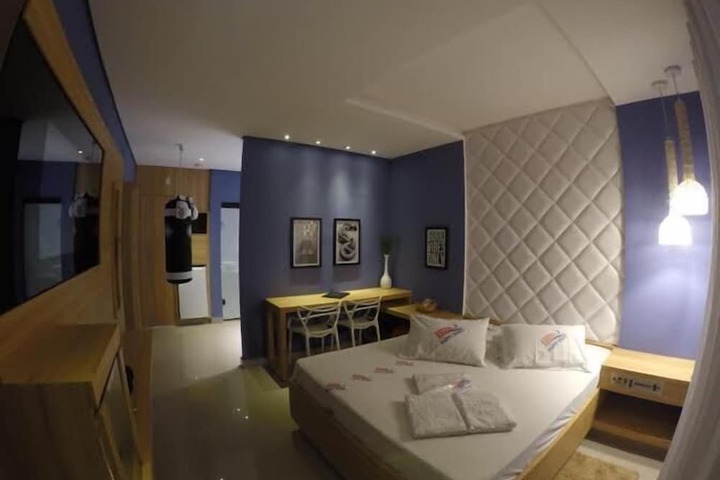 Room 17 of 61