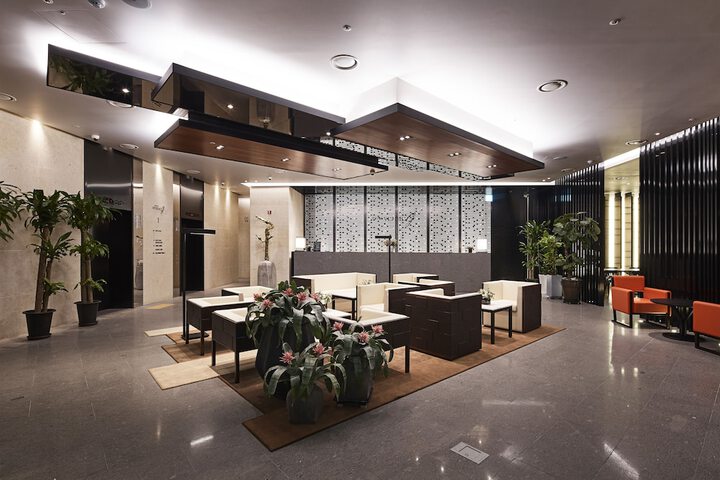 Hotel Lobby