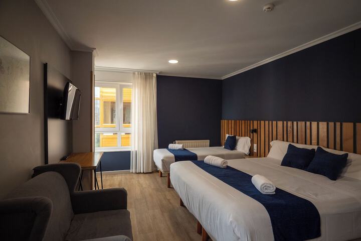 Room 10 of 19