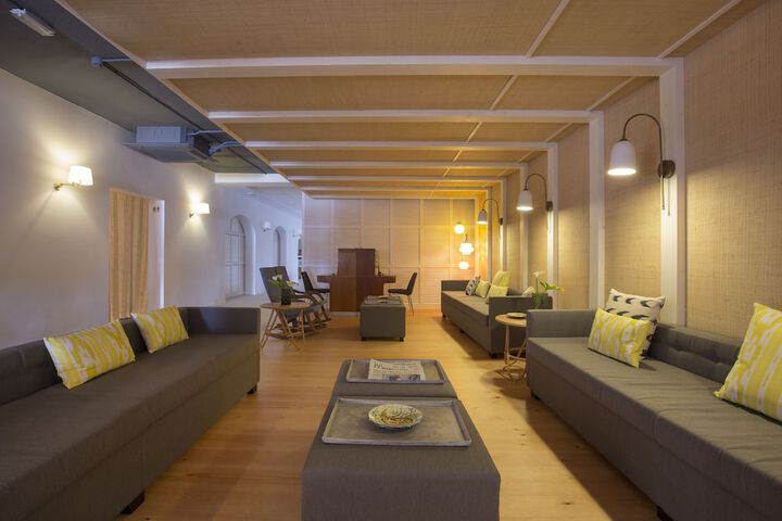 Guest Lobby