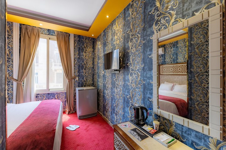 Room 9 of 55