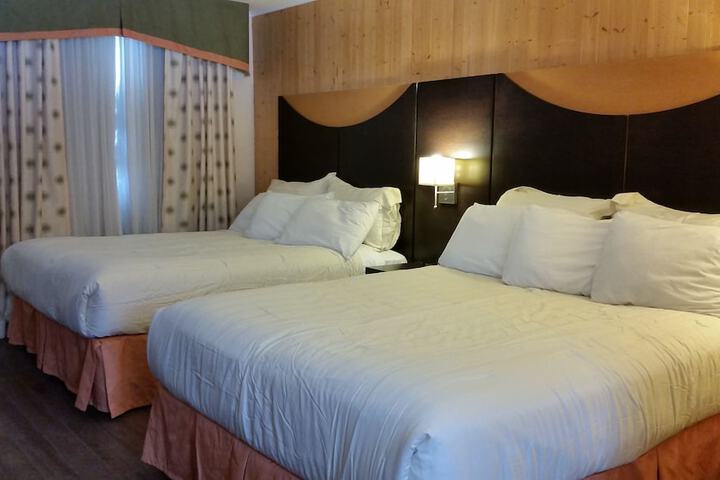 Room 4 of 36