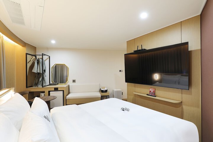 Room 21 of 74