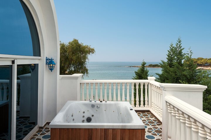 Hot Tub 91 of 226