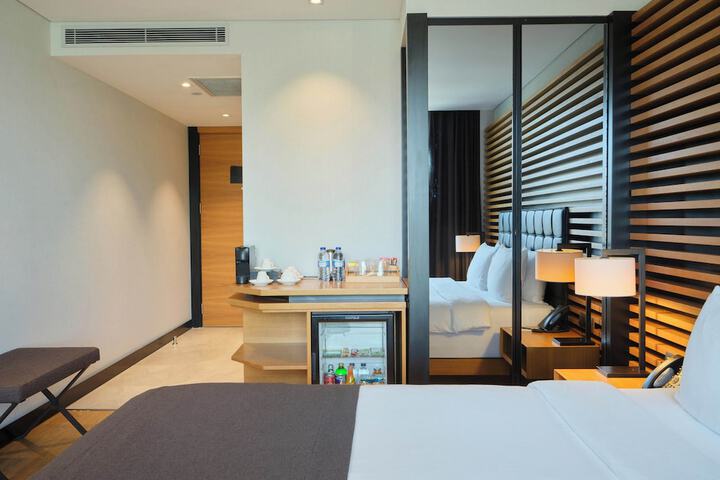 Room 62 of 203
