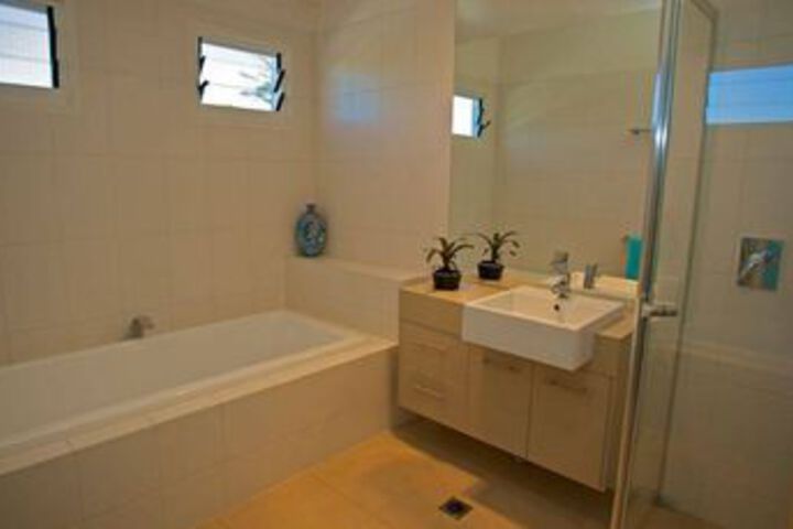 Room 3 of 16