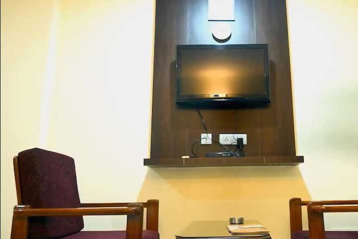 Room 26 of 126