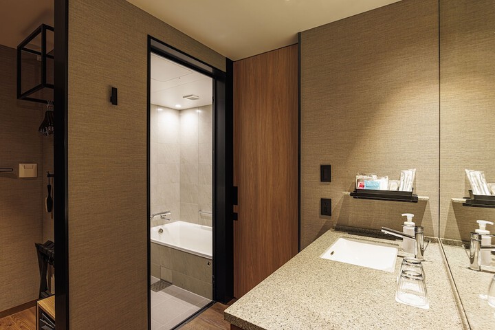 Room 31 of 62