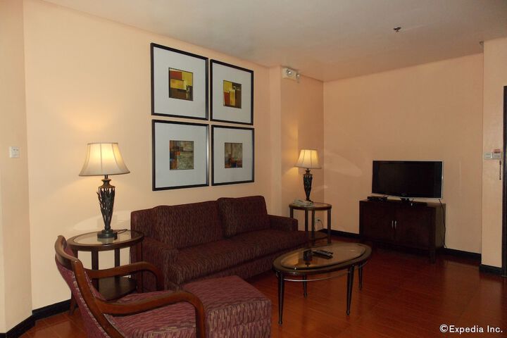 Room 25 of 57