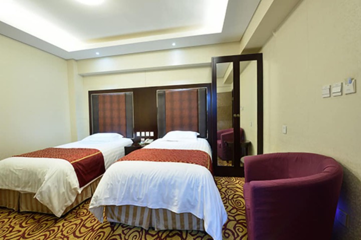 Room 4 of 29