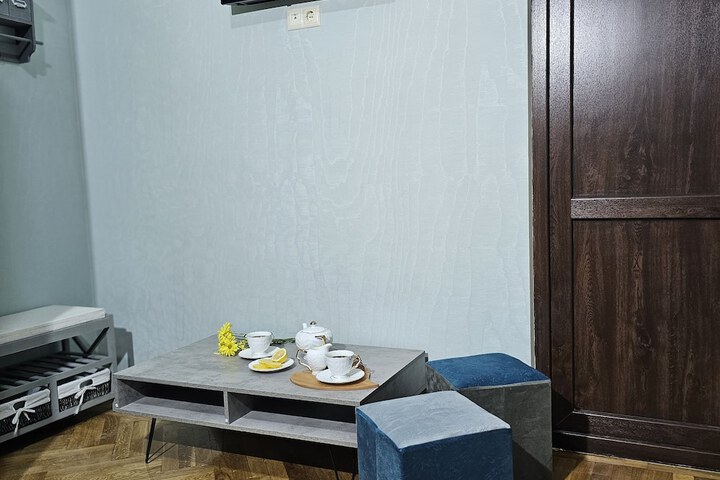Room 16 of 45