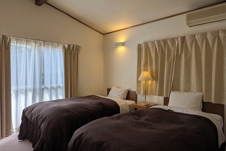 Room 13 of 58