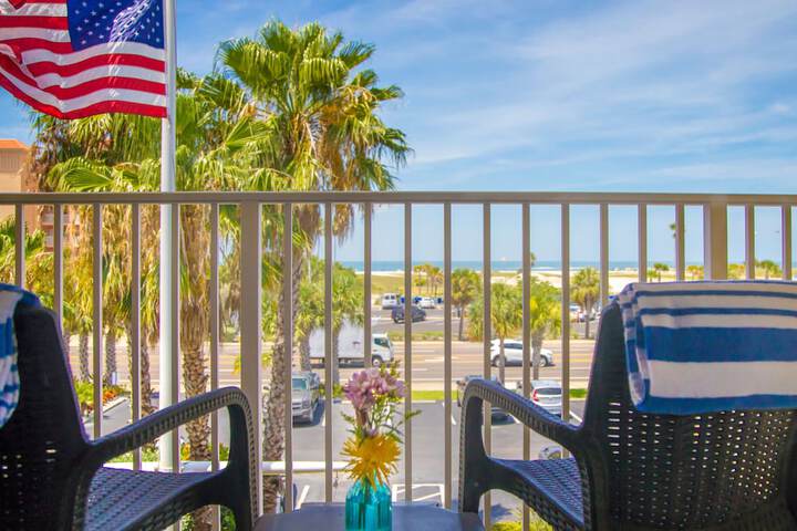 2 Queen Beds Marina View (3 of 15)