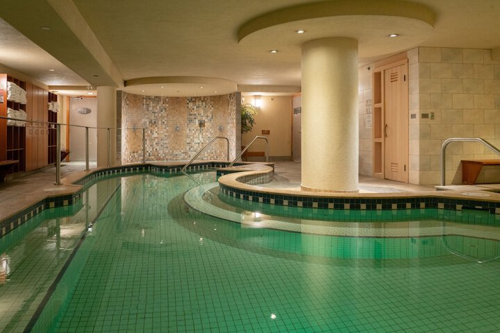 Spa 46 of 72
