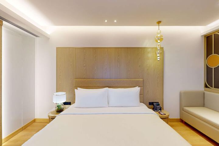 Hotel Interior 129 of 231