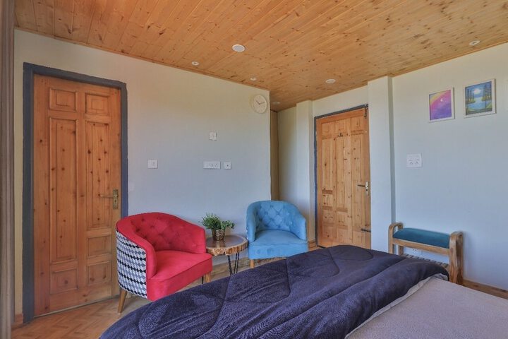 Room 2 of 21
