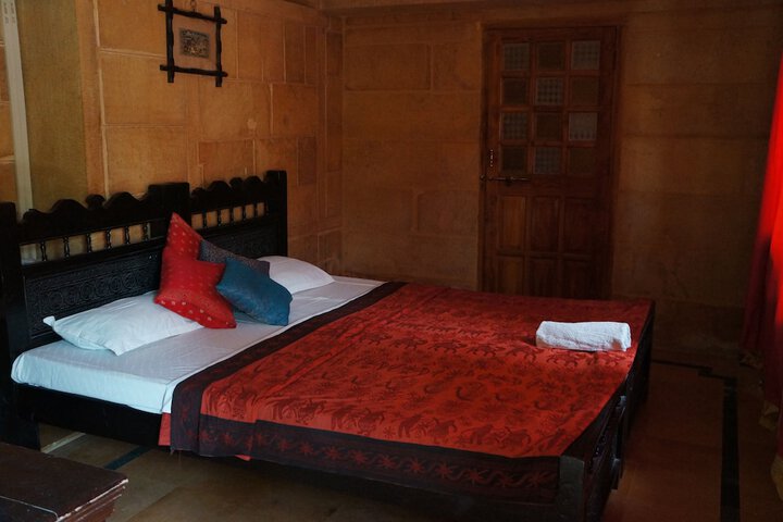 Room 17 of 52