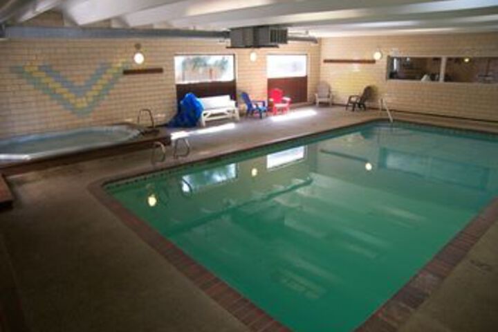 Pool 135 of 195