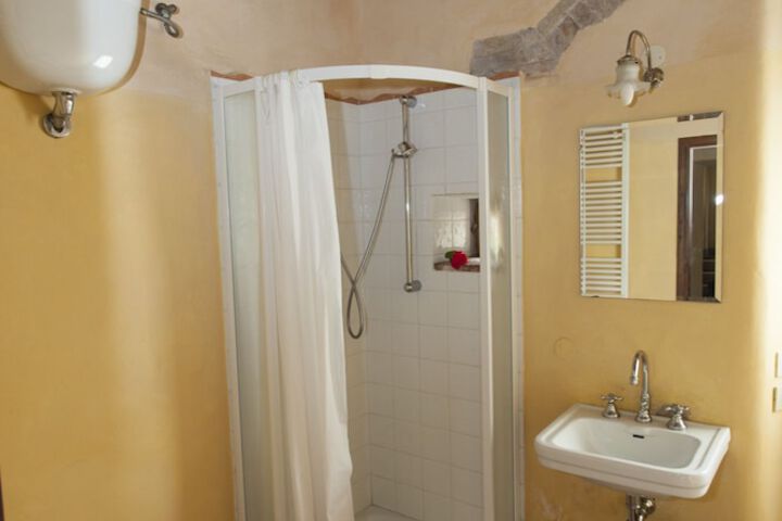 Room 109 of 170
