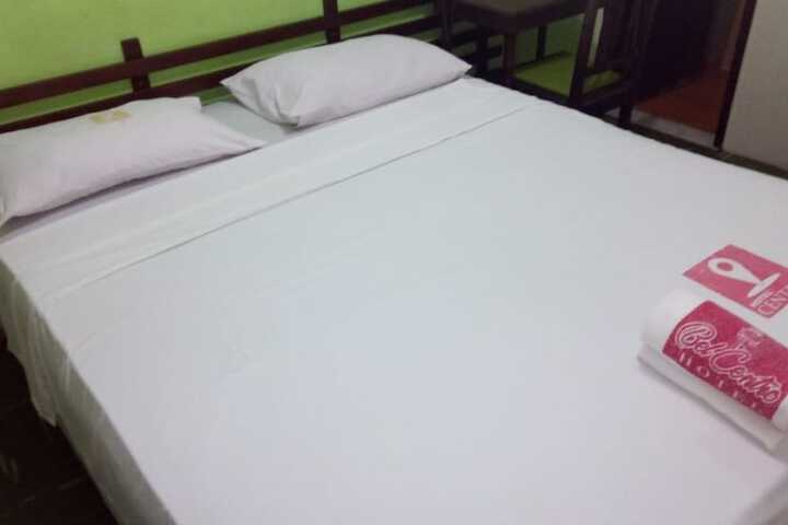 Room 6 of 14