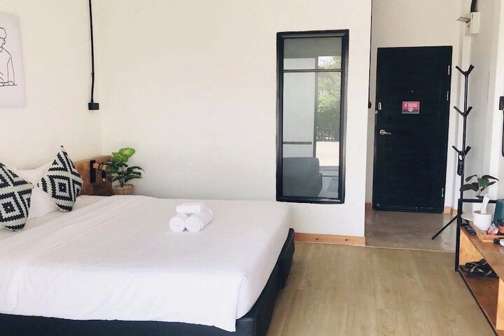 Room 18 of 96