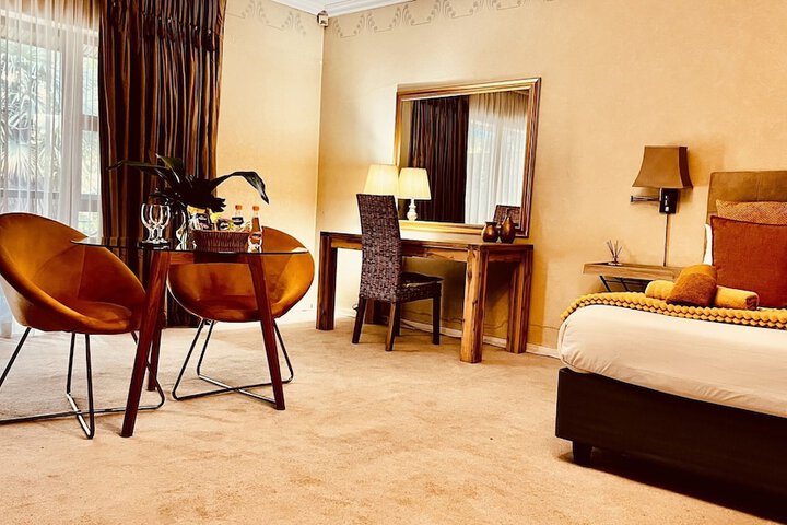 Room 16 of 86