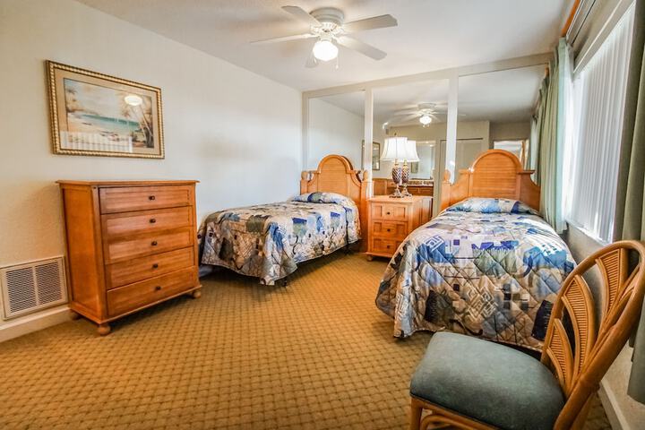 Room 4 of 26