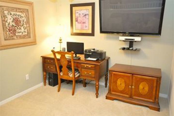Room 72 of 86