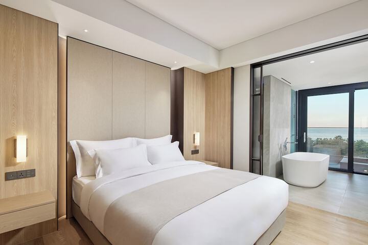 Room 16 of 57