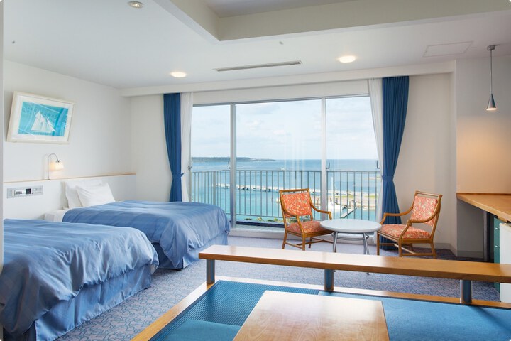 Room 4 of 64