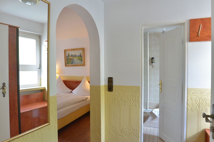 Room 18 of 58