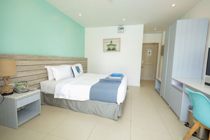 Room 8 of 26