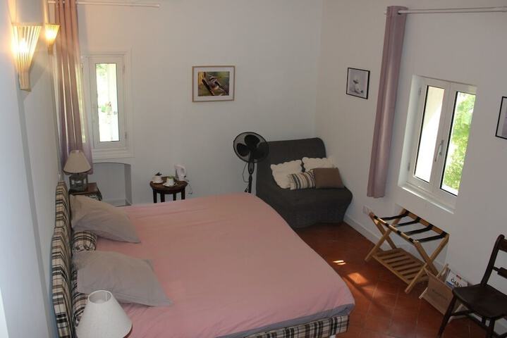 Room 13 of 39