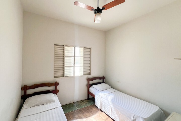 Room 2 of 22