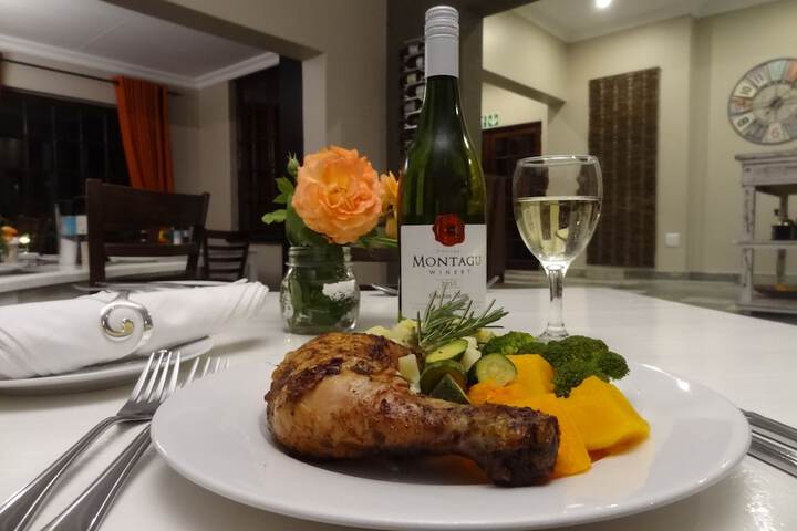 Dining 21 of 39