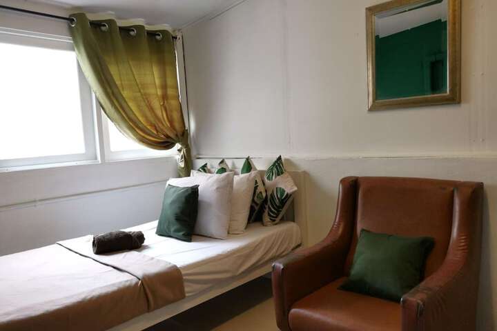 Room 12 of 49