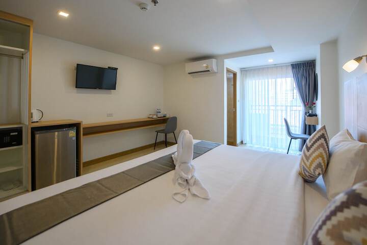 Room 10 of 56