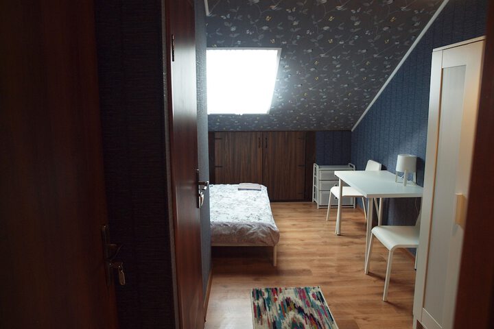 Room 8 of 69
